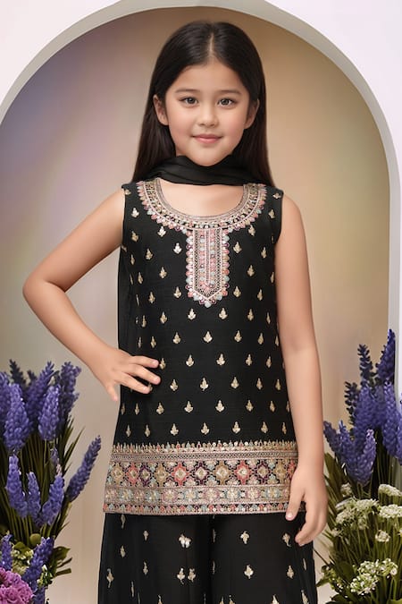 Shop_Petite Pomme_Black Polyester Sequins, Embroidery Kurta Set_Online_at_Aza_Fashions