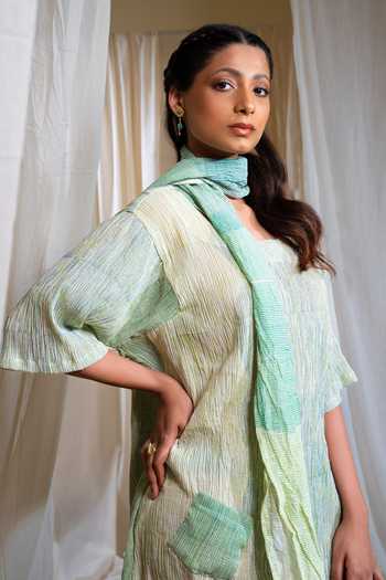 BANANA labs_Green Cotton Round Neck Handblock Print Dress With Stole _Online_at_Aza_Fashions