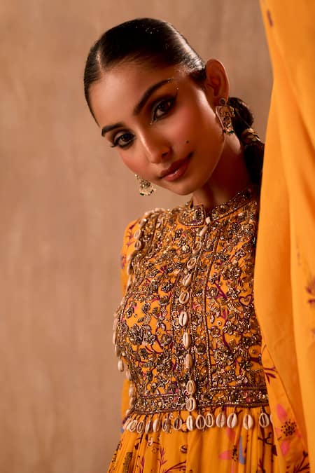 Buy_Mehak Murpana X AZA_Yellow Crepe, Georgette Embroidery Round Neck Floral Print Anarkali With Dupatta 