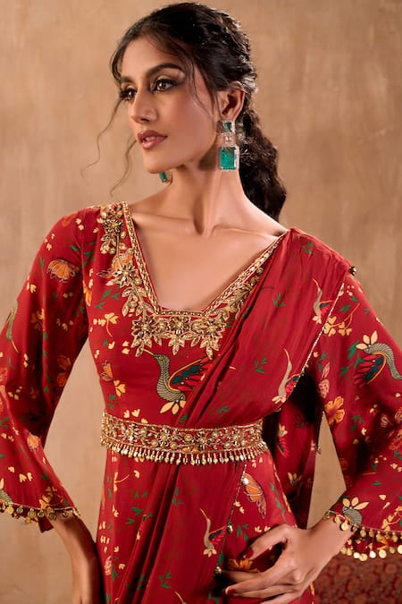 Buy_Mehak Murpana X AZA_Red Crepe Embroidery V-neck Floral Print Anarkali With Draped Dupatta _Online_at_Aza_Fashions