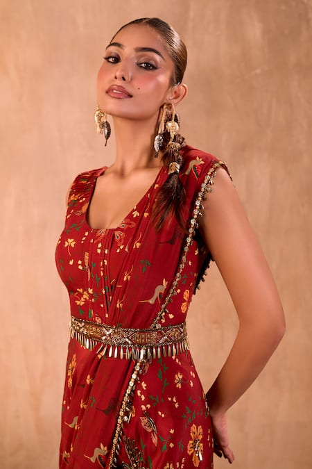 Buy_Mehak Murpana X AZA_Red Crepe Embroidery Square Neck Floral Print Jumpsuit With Draped Dupatta _Online_at_Aza_Fashions