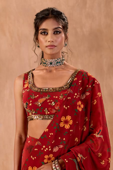 Buy_Mehak Murpana X AZA_Red Crepe Embroidery Square Neck Floral Print Pre-draped Saree With Blouse 