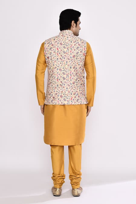 Arihant Rai Sinha Yellow Silk Blend Churidar 
