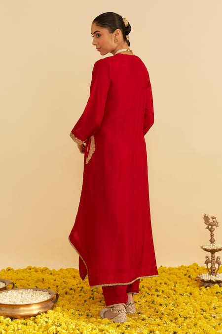 Sheetal Batra Amaya Embroidered Kaftan Set 