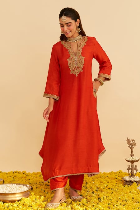Sheetal Batra Orange Silk Organza Embroidery Round Neck Amaya Kaftan Set