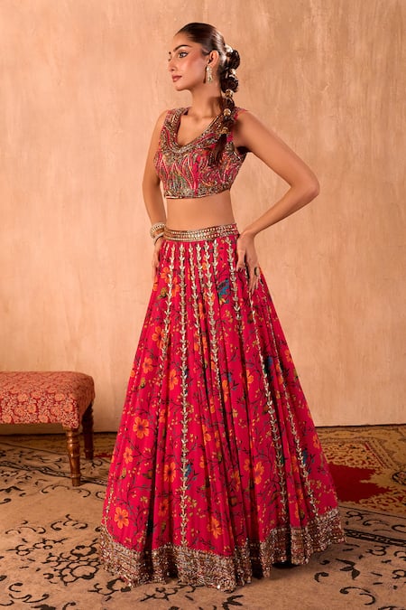 Buy_Mehak Murpana X AZA_Pink Crepe, Organza Sequins, Embroidery, Zari Round Floral Print Lehenga Set _Online_at_Aza_Fashions