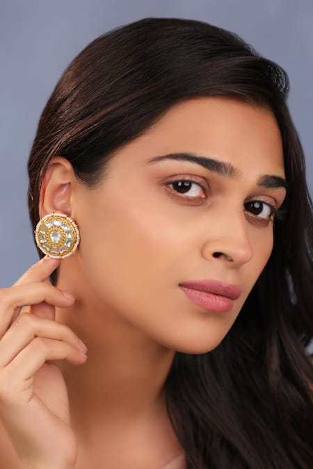 Buy_Riana Jewellery_White Stones Long Royal Pendant Necklace Set _Online_at_Aza_Fashions