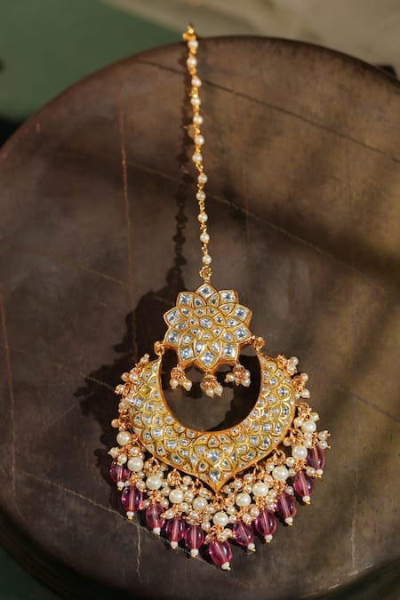 Buy Riana Jewellery White Pan Shape Maangtikka Online at Aza Fashions Buy_Riana Jewellery_White Pan Shape Maangtikka _Online_at_Aza_Fashions