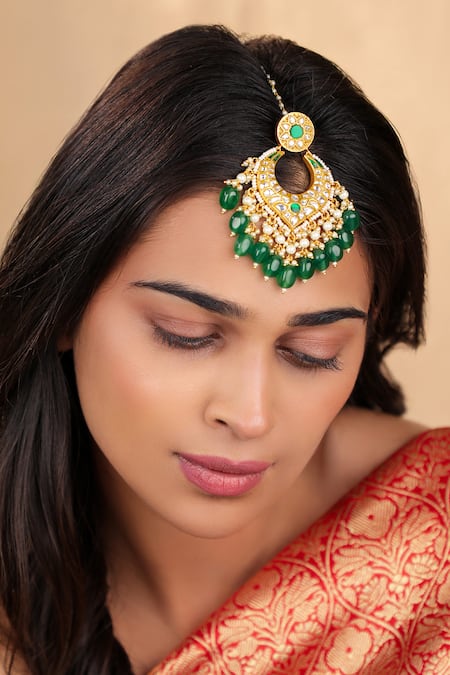 Riana Jewellery Green Paan Shape Maangtikka Online at Aza Fashions Riana Jewellery_Green Paan Shape Maangtikka _Online_at_Aza_Fashions
