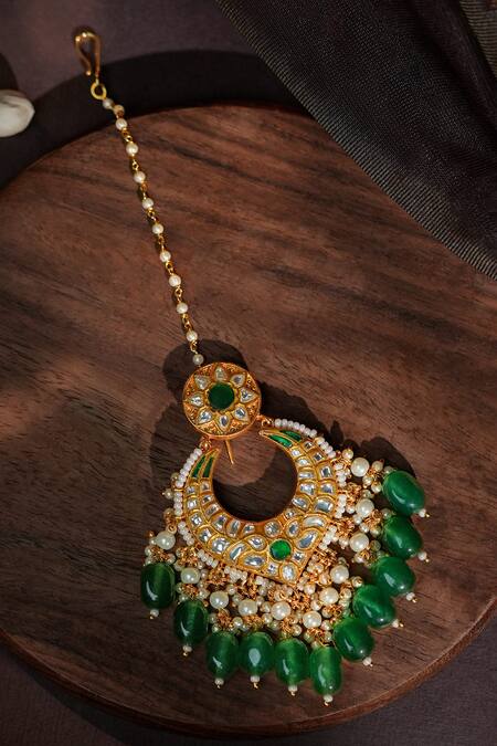 Buy Riana Jewellery Green Paan Shape Maangtikka Online at Aza Fashions Buy_Riana Jewellery_Green Paan Shape Maangtikka _Online_at_Aza_Fashions