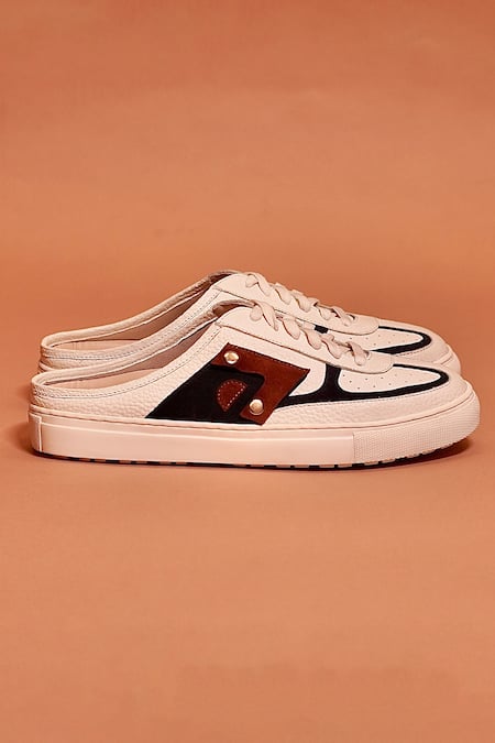 Buy Dmodot White Freddo Bianco Designer Sneakers Online at Aza Fashions Buy_Dmodot_White Freddo Bianco Designer Sneakers _Online_at_Aza_Fashions