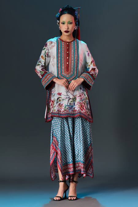 Rajdeep Ranawat Beige Silk Embroidery Round Neck Printed Online at Aza Fashions Rajdeep Ranawat_Beige Silk Embroidery Round Neck Printed _Online_at_Aza_Fashions