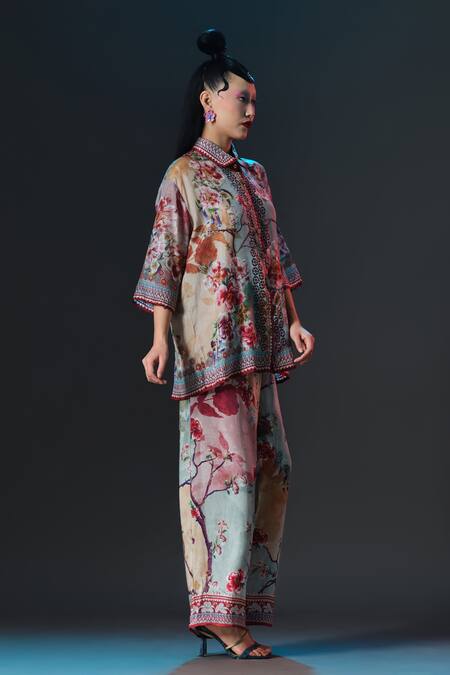 Rajdeep Ranawat Beige Silk Embroidery Collared Maizah Floral Print Crop at Aza Fashions Rajdeep Ranawat_Beige Silk Embroidery Collared Maizah Floral Print Crop _at_Aza_Fashions