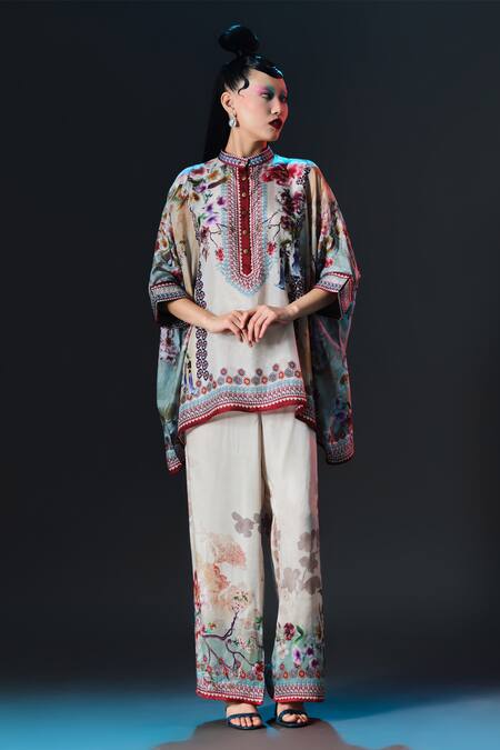 Rajdeep Ranawat_Beige Silk Bandeau Neck Chanel Collar _Online_at_Aza_Fashions