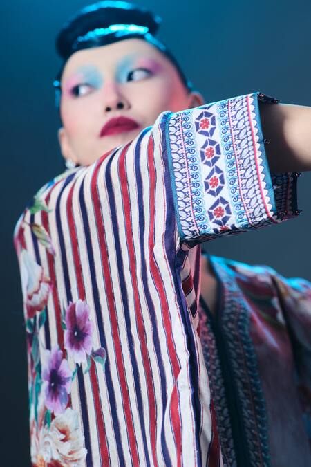 Buy_Rajdeep Ranawat_Multi Color Silk V-neck Printed 