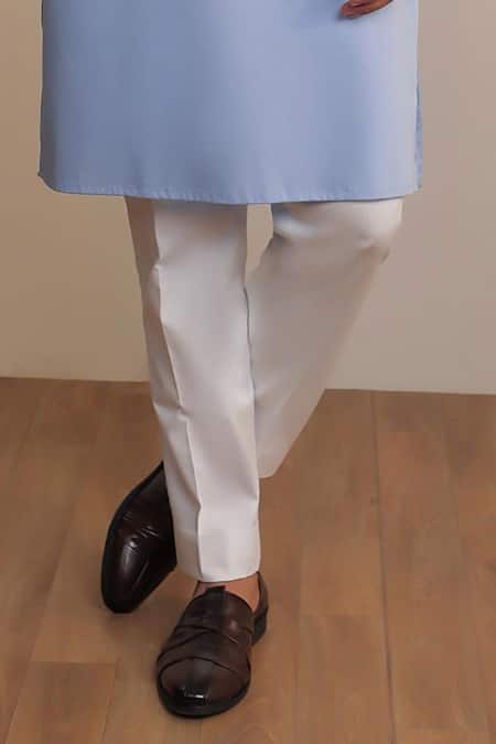 Kustomeyes_Blue Cotton Embroidery Sky Bloom Designer Powder Kurta Set _Online_at_Aza_Fashions