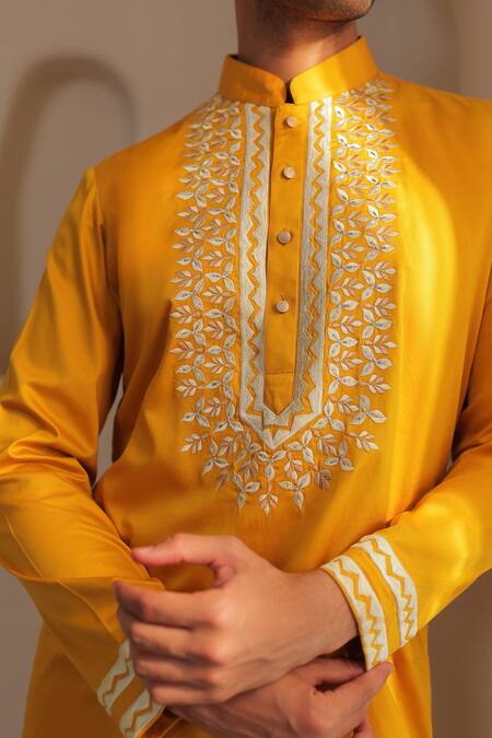 Buy_Kustomeyes_Mustard Cotton Embroidery Earth Ember Kurta And Pant Set _Online_at_Aza_Fashions