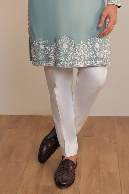Kustomeyes_Blue Cotton Embroidery Meadow Thread Kurta Set _Online_at_Aza_Fashions
