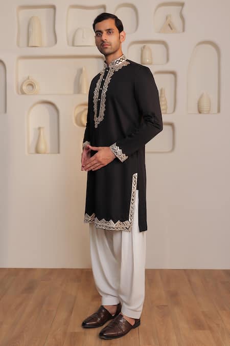Buy_Kustomeyes_Black Cotton Embroidery Noir Edge Designer Kurta Set _Online_at_Aza_Fashions