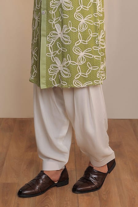 Kustomeyes_Mint Knit, Cotton Embroidery Verdant Weave Green Kurta Set _Online_at_Aza_Fashions