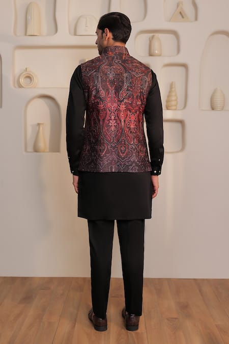 Kustomeyes Paisley Noir Silk Kurta Bundi Set 