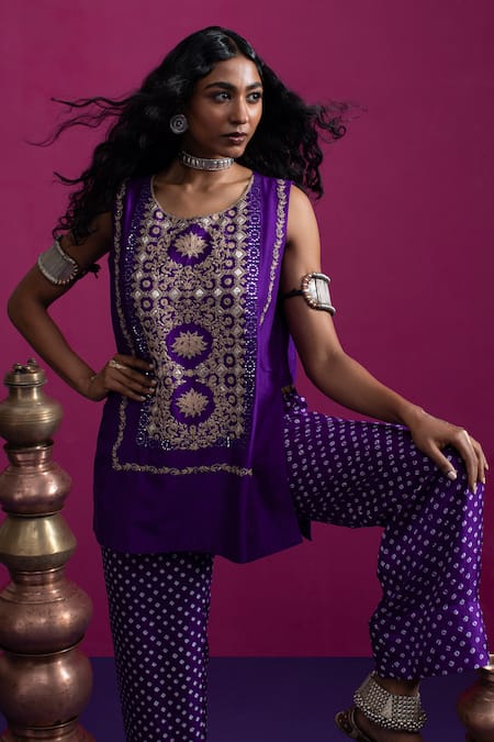 Buy Pink City By Sarika Purple Silk Embroidery, Gota Patti Round Neck Lotus Kurta Pant Set Online at Aza Fashions Buy_Pink City By Sarika_Purple Silk Embroidery, Gota Patti Round Neck Lotus Kurta Pant Set _Online_at_Aza_Fashions