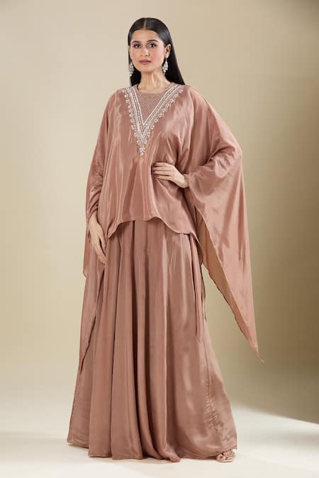 Samyukta Singhania_Brown Crepe Cut Work V-neck Heavy Dana Kaftan And Flared Pant _at_Aza_Fashions