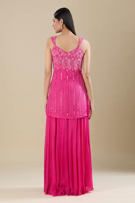 Shop Samyukta Singhania Pink Chinon Sequins, Cut Work Sweetheart Neck Heavy Embroidered Hot Kurta Set at Aza Fashions Shop_Samyukta Singhania_Pink Chinon Sequins, Cut Work Sweetheart Neck Heavy Embroidered Hot Kurta Set _at_Aza_Fashions
