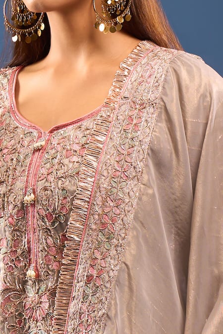 Buy_Samyukta Singhania_Gray Embroidery V-neck Grey Kurta Palazzo Set 