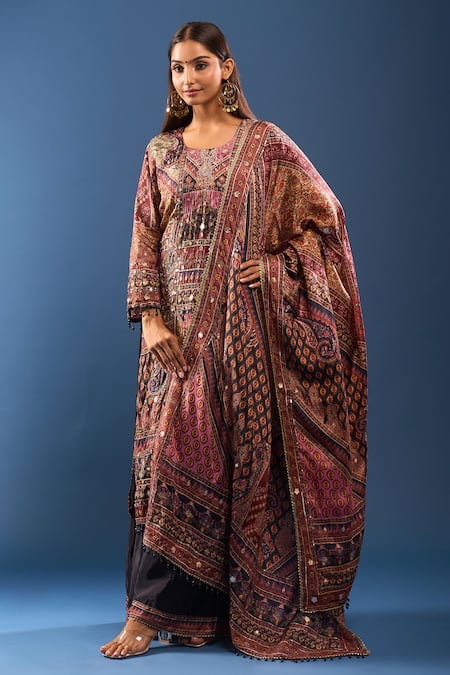 Samyukta Singhania Embroidered Kurta Palazzo Set 