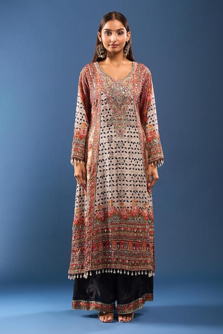 Samyukta Singhania_Peach Sequins, Embroidery V-neck Kurta Palazzo Set _Online_at_Aza_Fashions