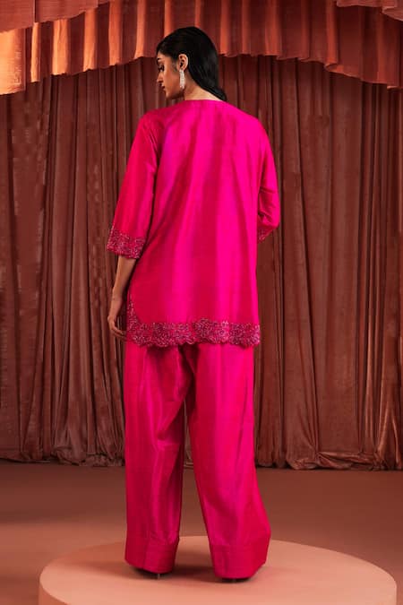 Akara Hot Pink Embroidered Kurta Set 
