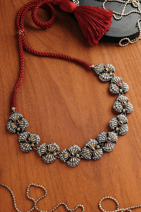 Mero Jewellery Pink Floral Dual Tone Kempstone Necklace 