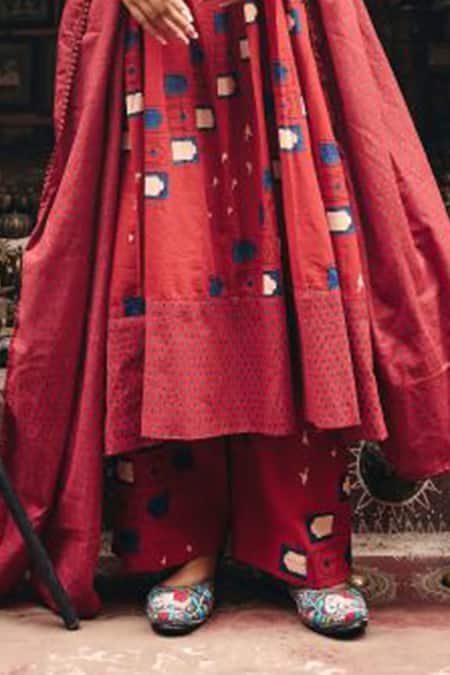 Gulabo Jaipur_Red Cambric, Cotton Square Neck Bhumi Anarkali Set _Online_at_Aza_Fashions