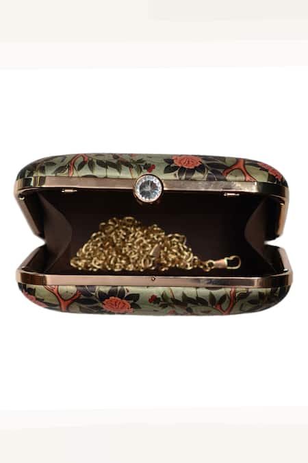 Nazaakat By Samara Singh_Multi Color Multicolor Printed Clutch Purse _Online_at_Aza_Fashions