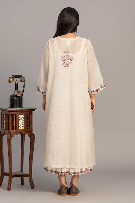 Prama By Pratima Pandey Embroidered Chanderi Kurta 