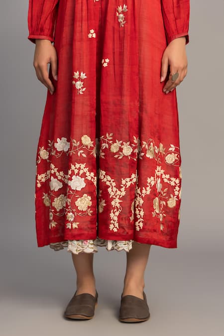 Prama By Pratima Pandey_Red Tissue, Chanderi Embroidery Round Neck Tunic _Online_at_Aza_Fashions