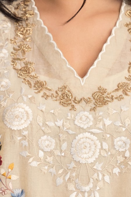 Shop_Prama By Pratima Pandey_Gold Tissue, Chanderi Embroidery V-neck Light Tunic _Online_at_Aza_Fashions