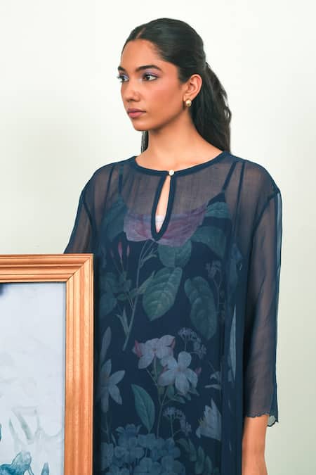 Sage Saga_Blue Chiffon, Crepe Embroidery Keyhole Neck Floral Print Phiran Kurta Set _Online_at_Aza_Fashions