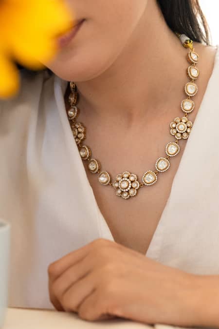 Buy_Do Taara_Gold Plated Floral Polki Necklace _Online_at_Aza_Fashions
