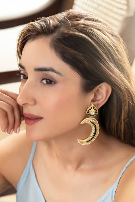 Do Taara Green Pearls Kundan Earrings 