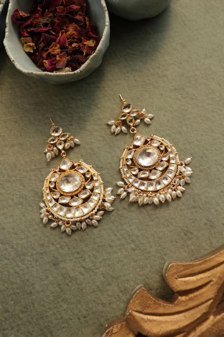 Do Taara Kundan and pearls Earrings