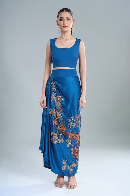 Buy Anamika Khanna Green Beads, Embroidery High , Round Beaded Cape And Draped Skirt Set Online at Aza Fashions Buy_Anamika Khanna_Green Beads, Embroidery High , Round Beaded Cape And Draped Skirt Set _Online_at_Aza_Fashions