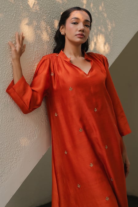 KAJAL AGRAWAL Aryahi Embroidered Kurta Set 