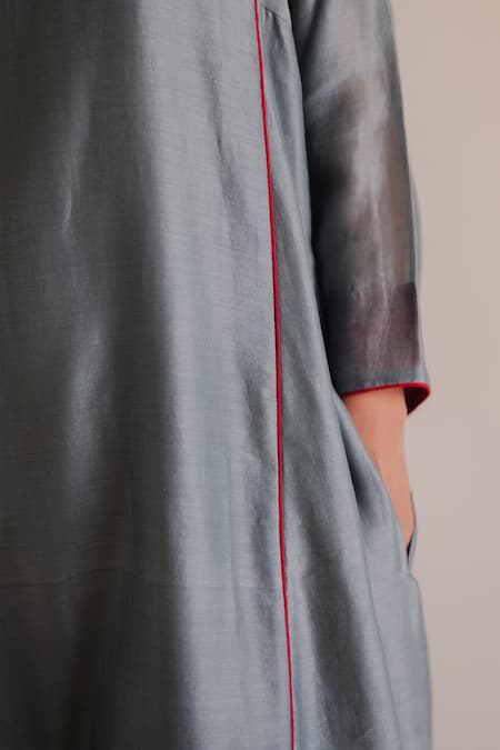 Shop_KAJAL AGRAWAL_Gray Chanderi Silk Round Neck Tuya Handwoven Kurta Set _Online_at_Aza_Fashions