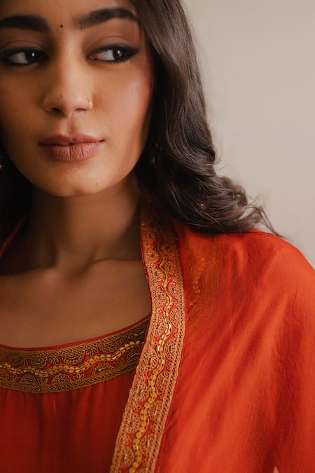 Shop_KAJAL AGRAWAL_Rust Chanderi Silk Embroidery Round Neck Medha Handwoven Kurta Set _Online_at_Aza_Fashions