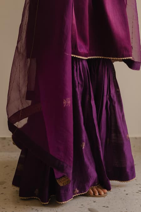 Buy_KAJAL AGRAWAL_Purple Chanderi, Organza Embroidery V-neck Narula Kurta Set _Online_at_Aza_Fashions