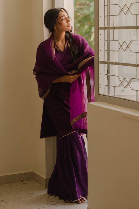 Shop_KAJAL AGRAWAL_Purple Chanderi, Organza Embroidery V-neck Narula Kurta Set _Online_at_Aza_Fashions