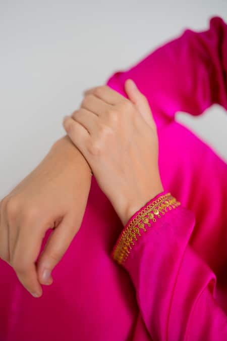 KAJAL AGRAWAL_Pink Satin, Silk Embroidery Round Neck Saher Straight Kurta And Trouser Set _Online_at_Aza_Fashions