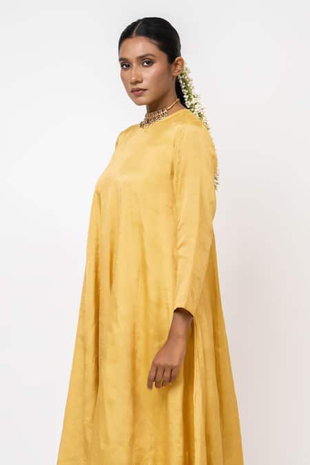 Buy_KAJAL AGRAWAL_Yellow Tissue, Handloom Cotton Embroidery, The Lovers Handwoven Anarkali Set _Online_at_Aza_Fashions